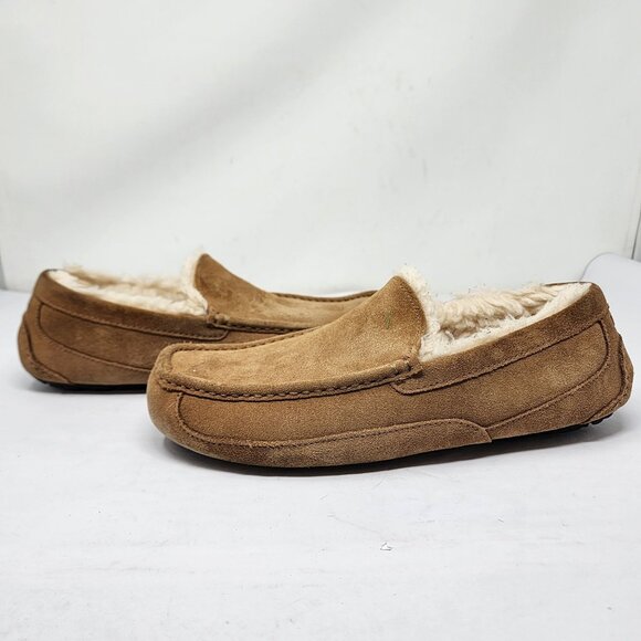 UGG Ascot Mens Size 9 Tan Suede Sheepskin Lined Moccasin Slippers - Picture 3 of 8